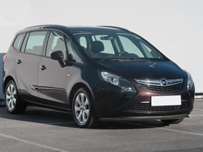 używany Opel Zafira C , 7 miejsc, Klima, Tempomat, Parktronic