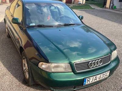 Używany Audi A4 1997 Zielony Sedan/Limuzyna