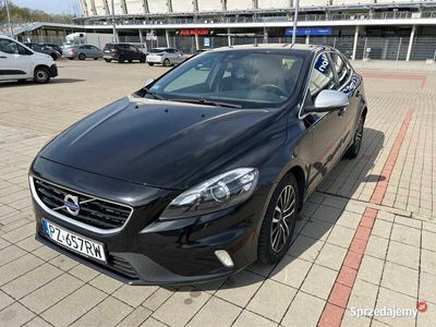 używany Volvo V40 Diesel 2.0 D2 2015r R-Design + felgi z oponami