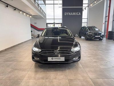 Czarny Używany 2023 VW Passat Business Kombi | 94 900 zł (Dość drogi)
