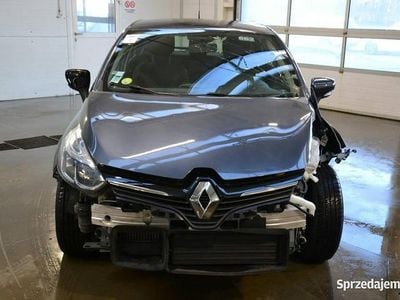Używany Renault Clio IV 90 KM (66 kW) 2017 Szary Hatchback
