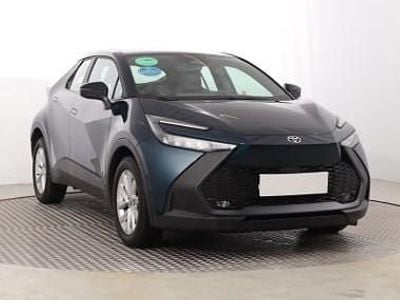 Niebieski Używany 2024 Toyota C-HR SUV | 109 999 zł (Uczciwa cena)