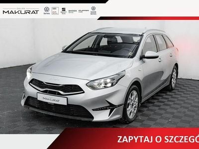 Używany Kia Ceed 160 KM (117 kW) 2022 Srebrny Hatchback