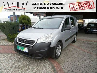 używany Peugeot Partner 1.6dm 90KM 2015r. 230 000km