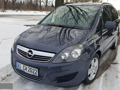 używany Opel Zafira 1.9dm 120KM 2010r. 183 000km
