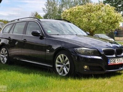 Niebieski Używany 2009 BMW 330 Sedan/Limuzyna | 34 900 zł