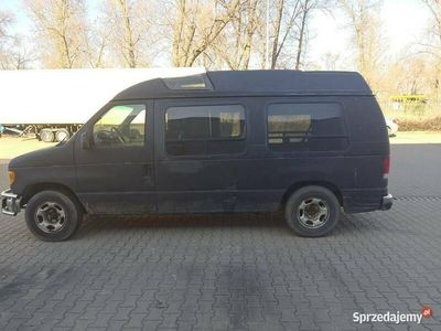 używany Ford Econoline E150 Salonka Van Kamper 5.7 V8 LPG