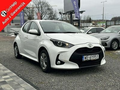 Biały (metalik) Używany 2022 Toyota Yaris Hatchback | 54 900 zł (Uczciwa cena)