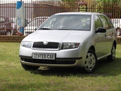 Używany Skoda Fabia 75 KM (55 kW) 2004 Srebrny Hatchback