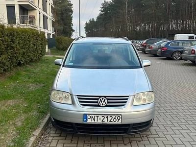 Srebrny Używany 2003 VW Touran Minivan | 6800 zł (Dobra cena)