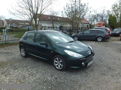 używany Peugeot 307 SW 1.6dm 109KM 2005r. 152 086km