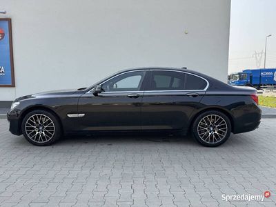 BMW 730