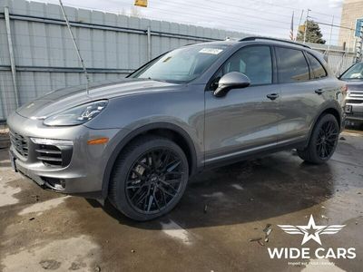 Szary (metalik) Używany 2017 Porsche Cayenne S SUV | 58 000 zł
