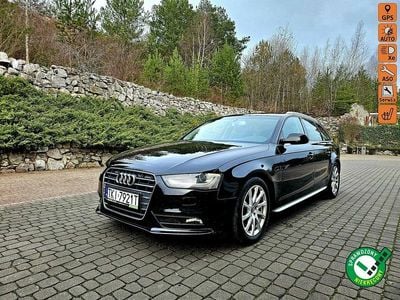 Czarny Używany 2012 Audi A4 Kombi | 33 900 zł (Dobra cena)