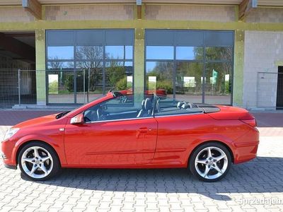 Czerwony Używany 2008 Opel Astra Cabriolet Cosmo Kabriolet | 30 000 zł