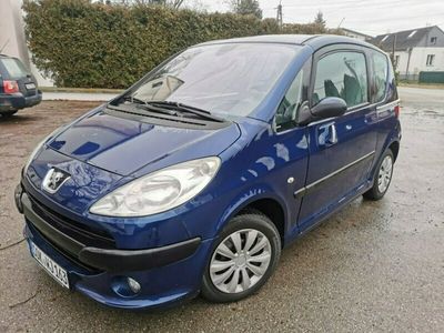 używany Peugeot 1007 1.4dm 75KM 2006r. 194 000km