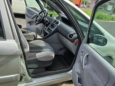 używany Citroën Xsara Picasso 