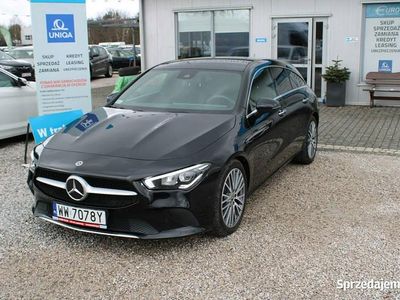 Używany Mercedes CLA200 Progressive 2022 Czarny Kombi