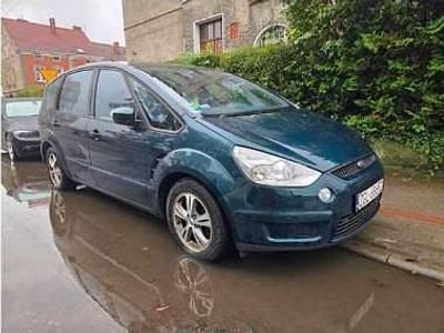 Zielony Używany 2007 Ford S-MAX Titanium Minivan | 2040 zł