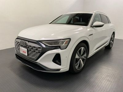 używany Audi Q8 e-tron 