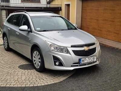 Srebrny (metalik) Używany 2013 Chevrolet Cruze Kombi | 15 900 zł (Uczciwa cena)