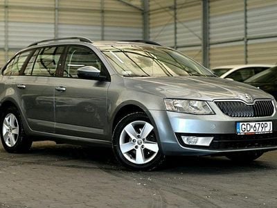 Używany Skoda Octavia 105 KM (77 kW) 2013 Inny (metalik, perła) Kombi