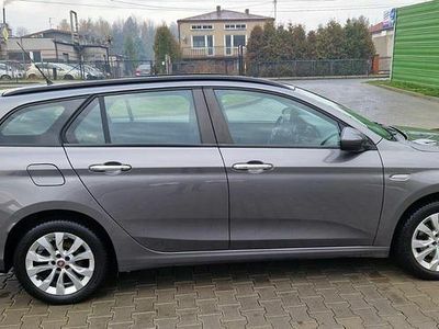 Szary Używany 2017 Fiat Tipo Kombi | 30 500 zł (Uczciwa cena)