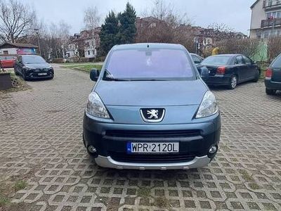 używany Peugeot Partner Tepee 1.6 90km benzyna + lpg