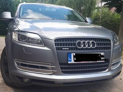 Szary Używany 2008 Audi Q7 SUV | 45 000 zł