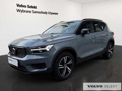 Używany Volvo XC40 163 KM (119 kW) 2022 Szary SUV