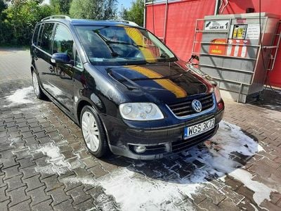 Używany VW Touran 140 KM (102 kW) 2006 Czarny Minivan