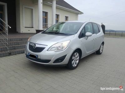 używany Opel Meriva 1.4 Turbo Cosmo/lekko uszkodzony