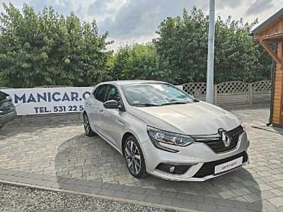 Używany Renault Mégane IV 132 KM (97 kW) 2018 Srebrny (metalik) Sedan/Limuzyna