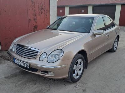 Używany 2003 Mercedes E270 | 18 500 zł