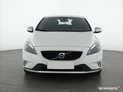 Używany Volvo V40 152 KM (111 kW) 2015 Biały Kombi