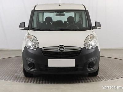 Używany Opel Combo 2015 Biały Minivan