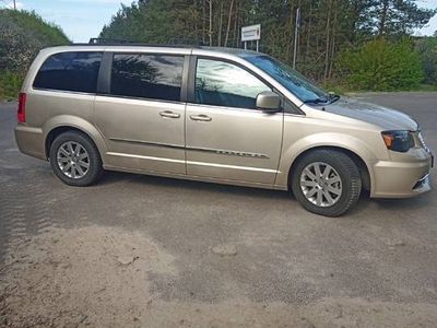 używany Chrysler Town & Country Touring 2015r benzyna-gaz