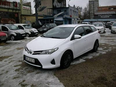 Biały Używany 2014 Toyota Auris Kombi | 18 900 zł (Uczciwa cena)