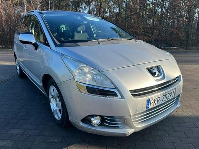 Srebrny Używany 2012 Peugeot 5008 Minivan | 17 500 zł