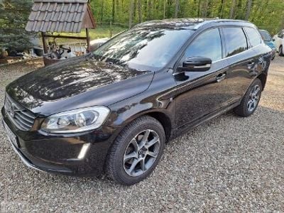 Czarny Używany 2015 Volvo XC60 SUV | 59 900 zł (Uczciwa cena)