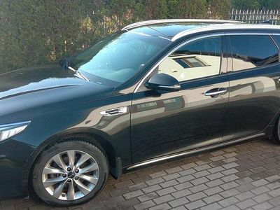 Czarny Używany 2016 Kia Optima Kombi | 39 999 zł (Uczciwa cena)
