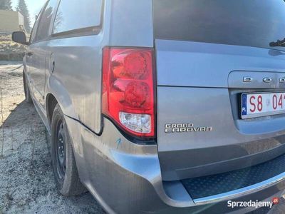 używany Dodge Grand Caravan Wyry 3l 285 KM