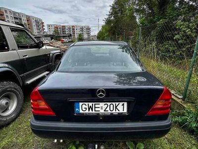 używany Mercedes E250 