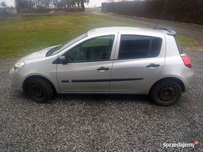 używany Renault Clio III 