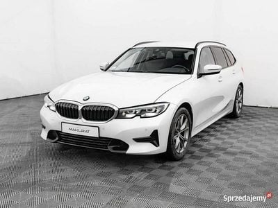 Biały (metalik) Używany 2021 BMW 318 Sport Line Kombi | 99 850 zł (Dobra cena)