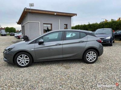 używany Opel Astra 