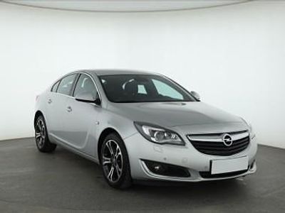 Używany Opel Insignia 170 KM (125 kW) 2016 Srebrny Hatchback