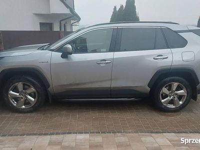 Używany Toyota RAV4 Executive 2019 Srebrny Kombi
