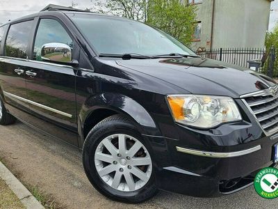 używany Chrysler Grand Voyager 2.8dm 163KM 2008r. 280 000km