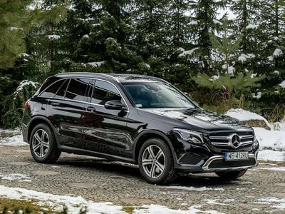 Używany Mercedes GLC220 170 KM (125 kW) 2017 Czarny (metalik) SUV